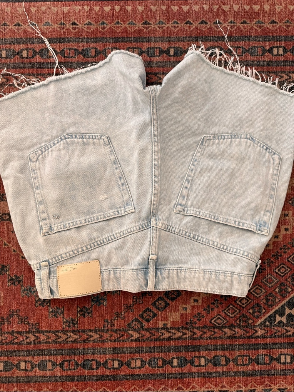 Rag & Bone Vintage Cut-Off High-Rise Denim Shorts | Size 27 | Light Wash - Picture 2 of 4